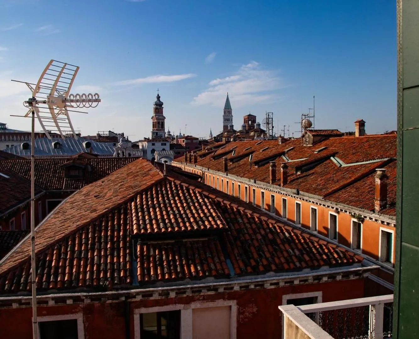 Ca' Della Scimmia - Rialto Bridge, Venedik
